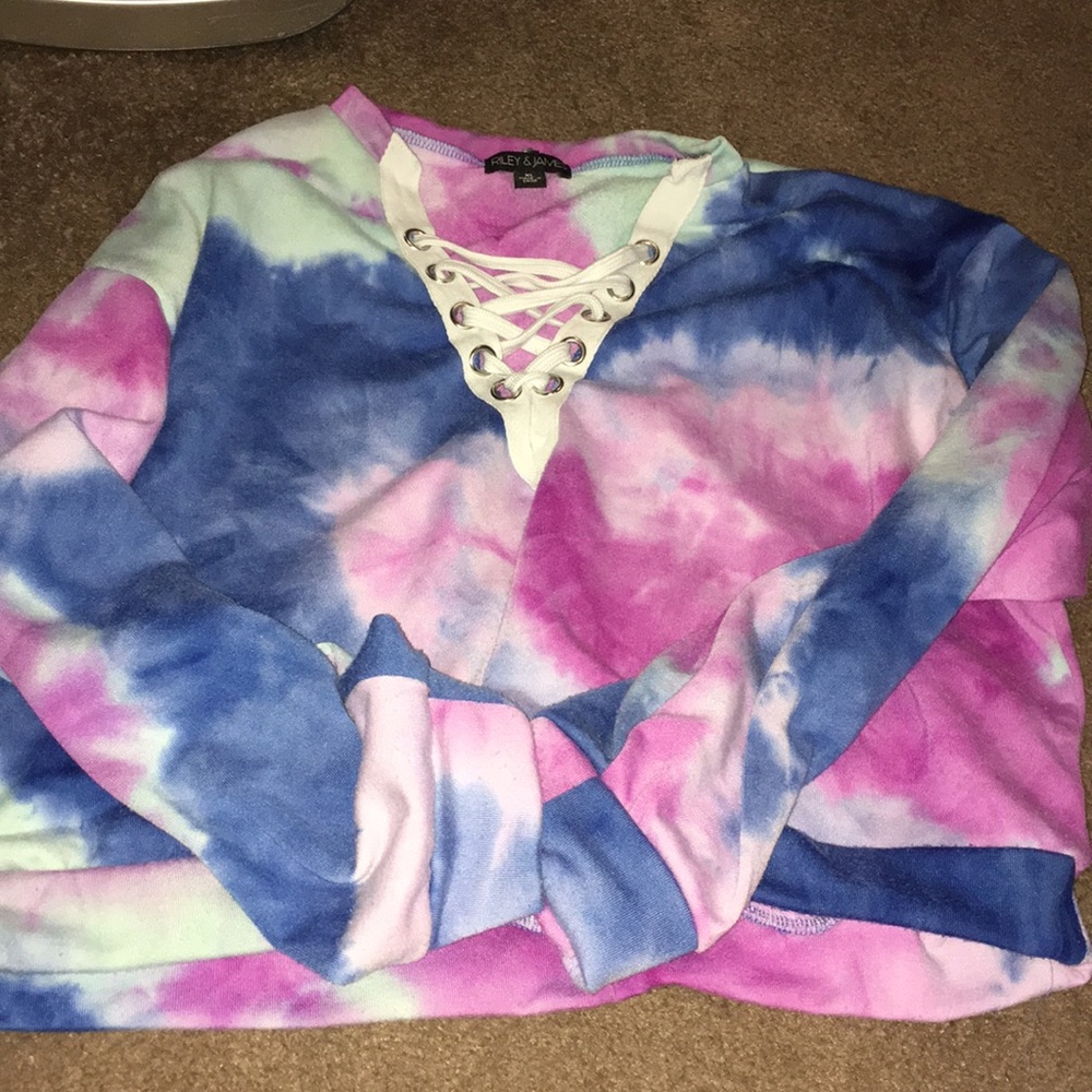 (SOLD) Brand new cropped long sleeve